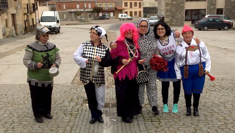 Excelente humor en Vilvestre para celebrar el Carnaval  