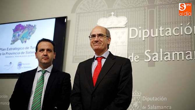 Javier García y Javier Iglesias, diputado de Turismo y presidente de la Diputación de Salamanca / Foto de Alejandro López