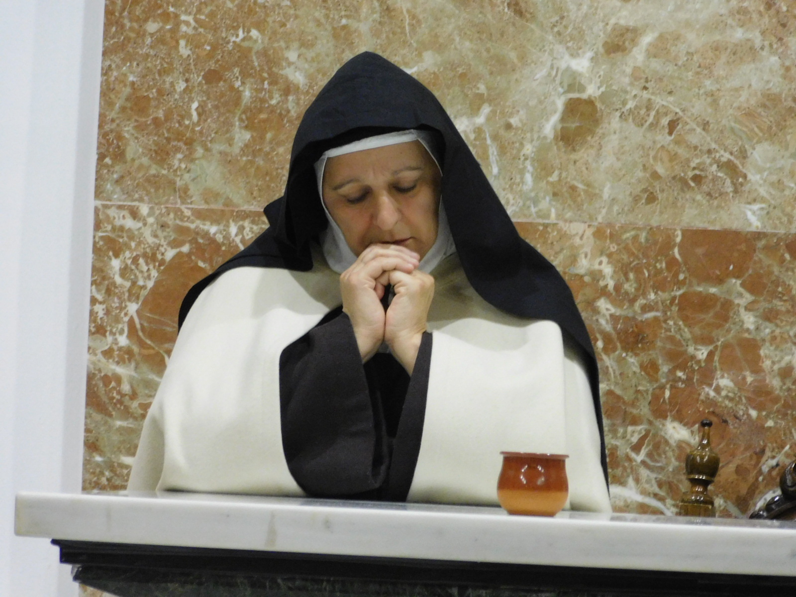 Representación de Teresa, la jardinera de la luz