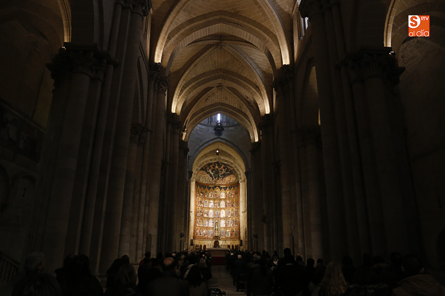 Celebración de la misa por el rito hispano antiguo o mozárabe en la Catedral Vieja. Foto: Alex López