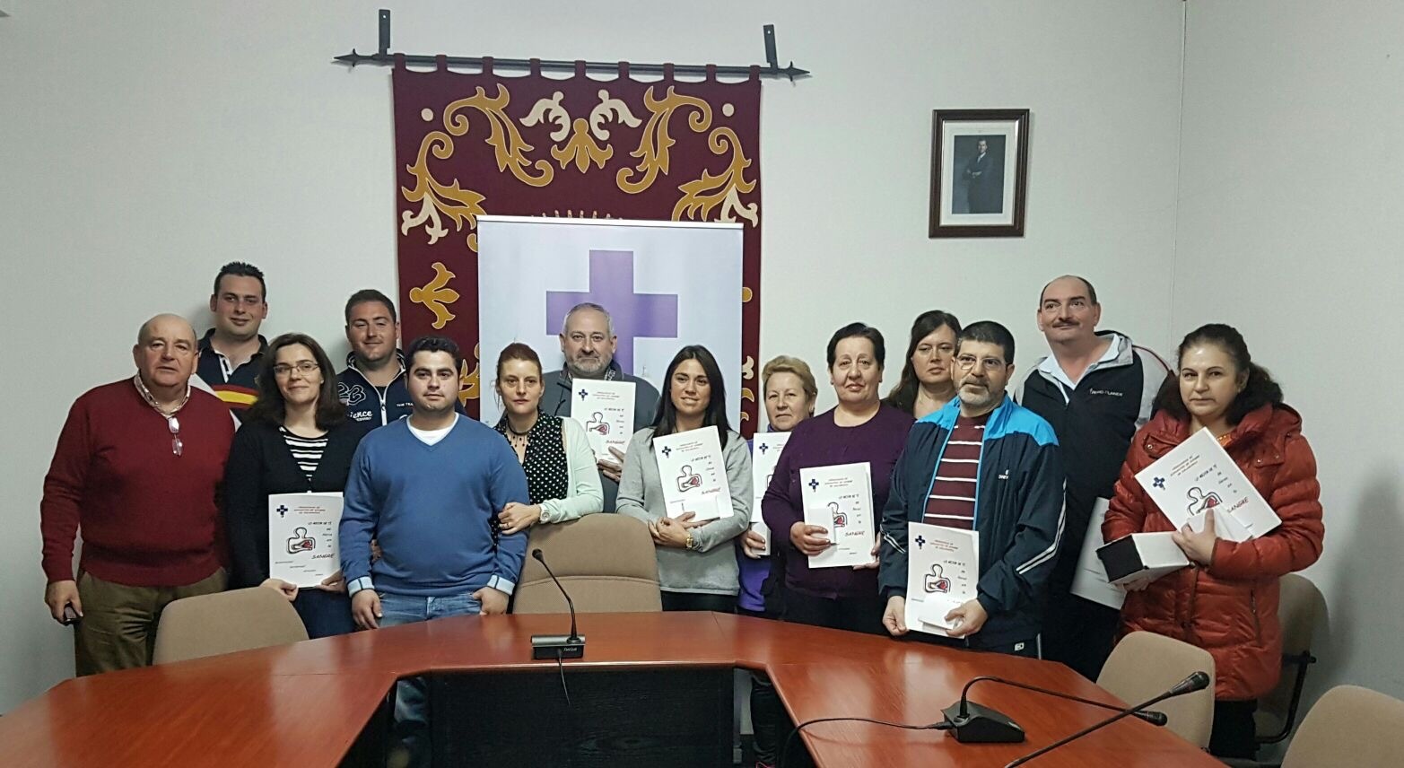 Grupo de cantalpineses homenajeados por sus donaciones de sangre | Fotos: Elena Sánchez