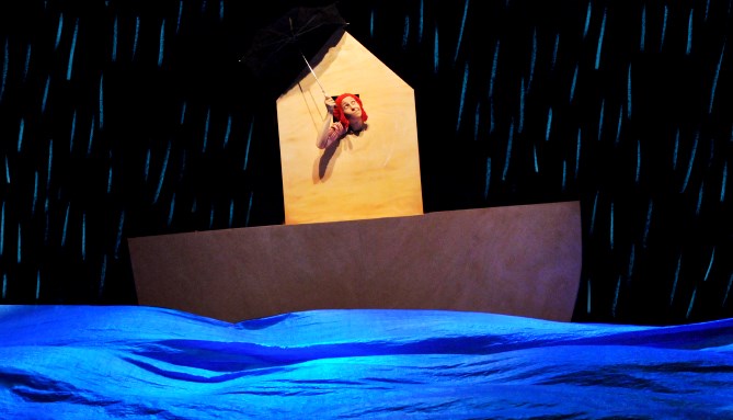 ‘La Casa Flotante’, un montaje inspirado en los relatos en torno al Arca de Noé y el diluvio universal