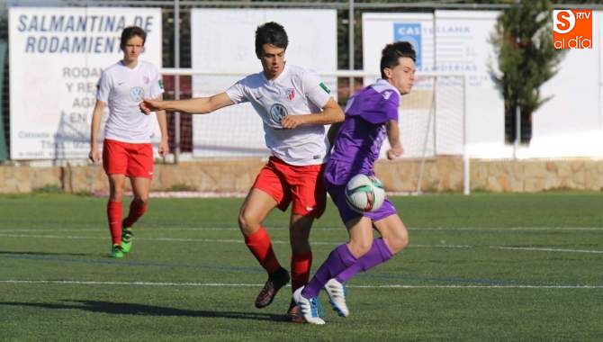 Momento del partido disputado este sábado entre Santa Marta y Ciudad Rodrigo