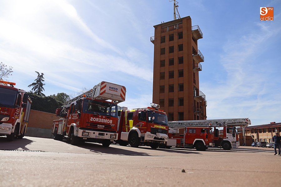 Instalaciones y vehículos de los Bomberos de Salamanca