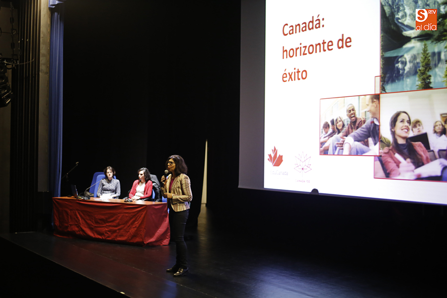 Jornada informativa sobre las posibilidades de estudiar y trabajar en Canadá (Foto de Álex López)