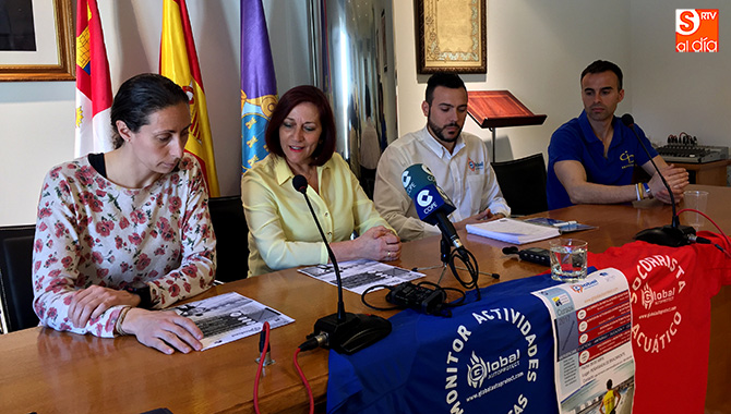 Ayuntamiento, CID y a empresa Global Autoprotec presentaban este jueves la oferta formativa para socorristas y monitores acuáticos