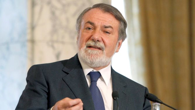 Jaime Mayor Oreja, presidente de la Fundación Valores y Sociedad