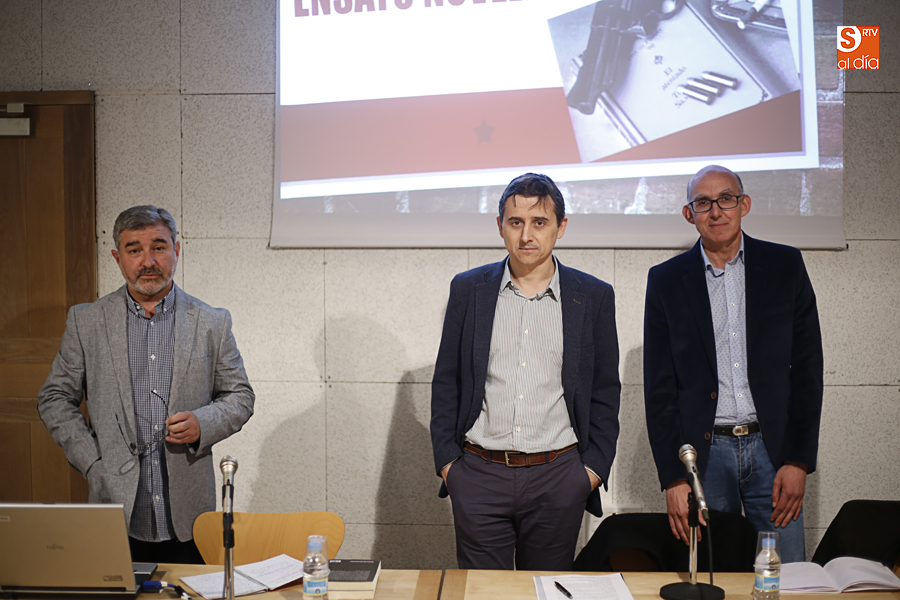 Francisco Javier Martín, acompañado de Carlos Cabrerizo y José Vicente Delgado (Foto de Álex López)