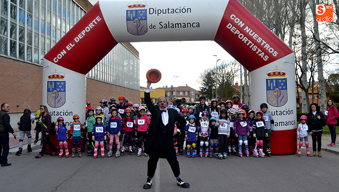 Más de 200 personas participaban en el circuito urbano de la I Jornada del Patín