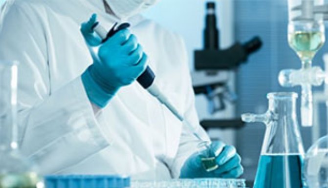 La medida afecta a miles de investigadores