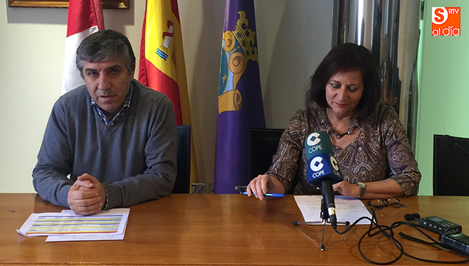 La alcaldesa Carmen Ávila y el concejal de Economía Isidro Rodríguez han presentado los datos correspondientes a 2016