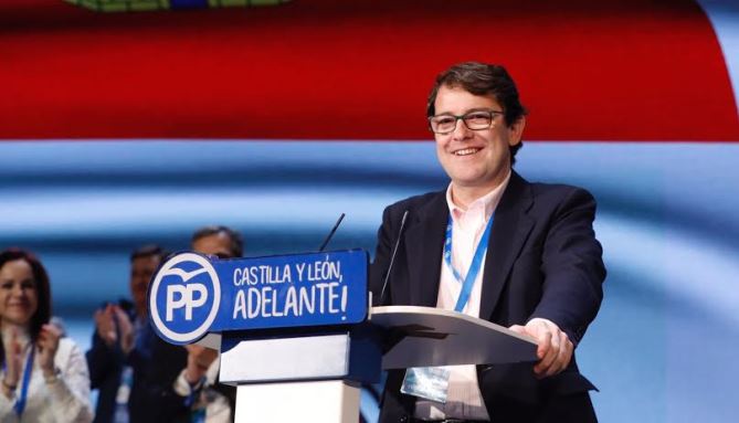 Fernández Mañueco, durante su intervención. Foto: PP de Castilla y León