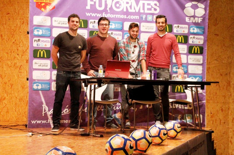 Los organizadores de la Liga de Fútbol 11 presentaron la misma en El Charro
