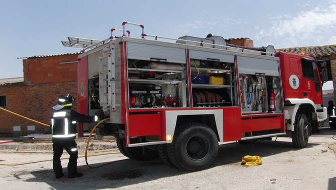 Los Bomberos de la Diputación se encargan de los incendios de la provincia