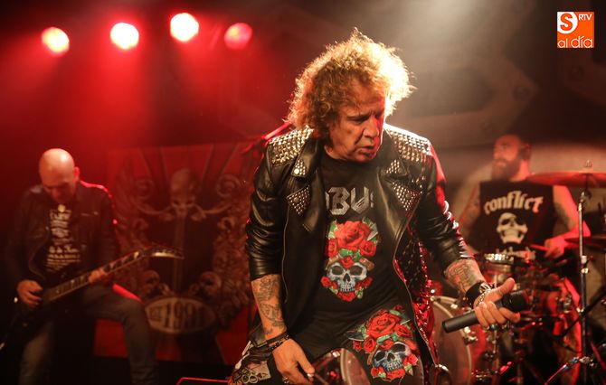 El potente rock de la legendaria banda Obús no defrauda al público salmantino  
