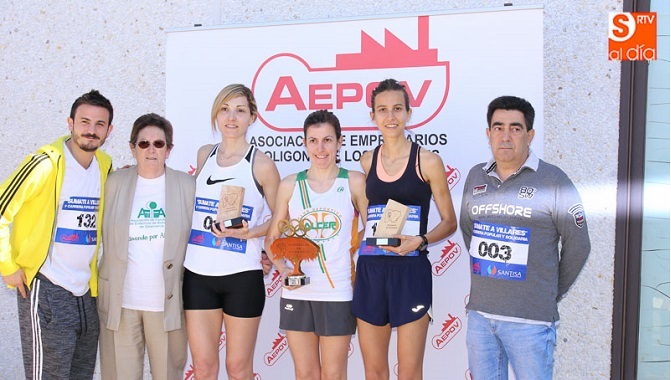 Fotografía de las tres primeras atletas en la prueba femenina