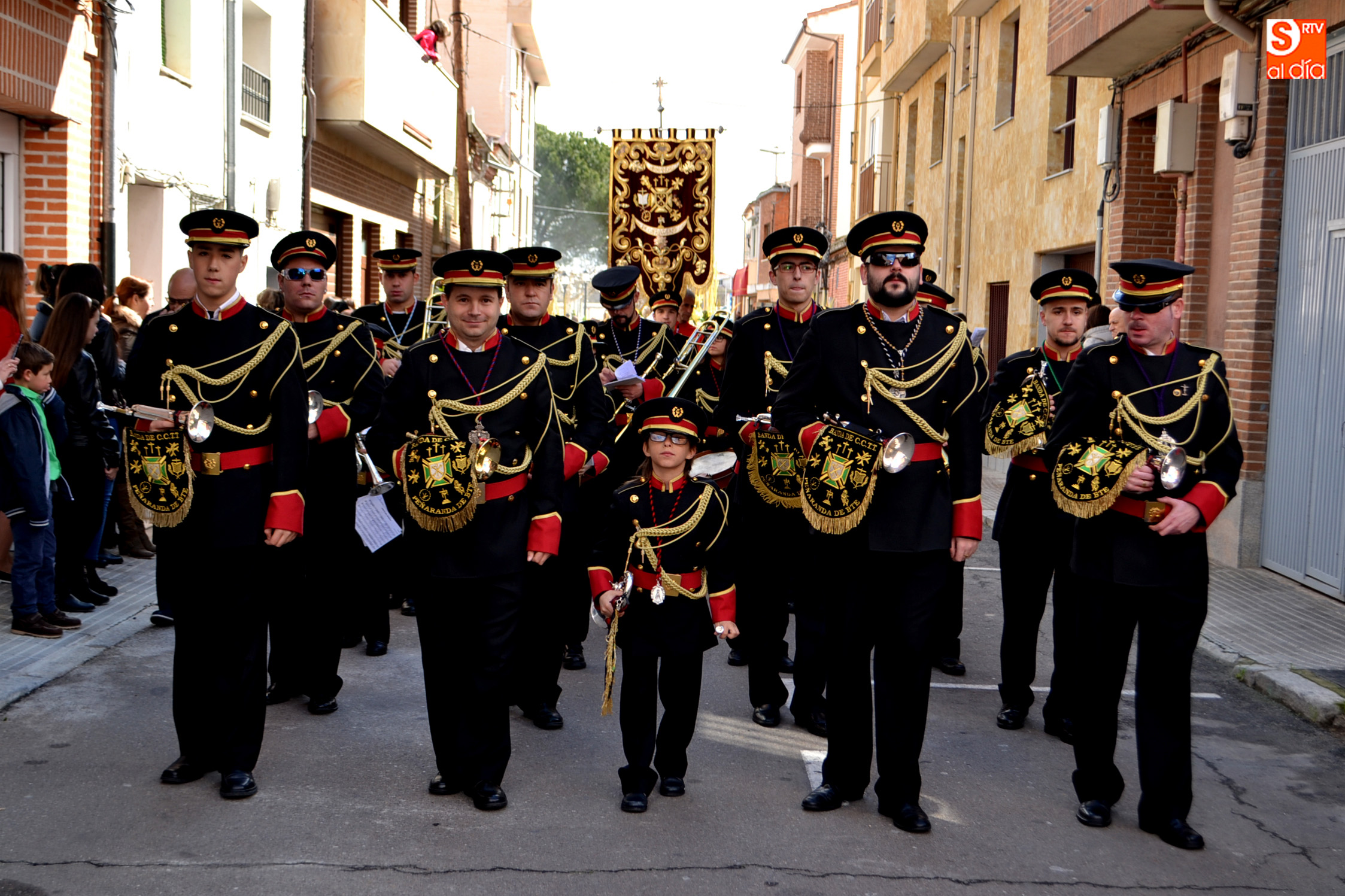 La Banda de Cornetas y Tambores vuelve a ser un indispensable arropo para cada procesión esta Semana Santa