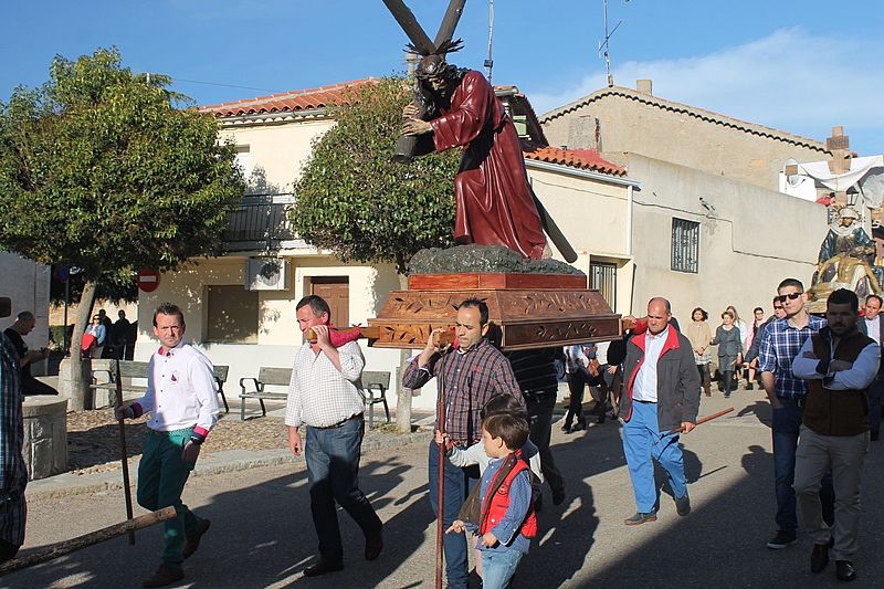 Concurrida manifestación de religiosidad popular de Viernes Santo | Fotos: Elena Sánchez