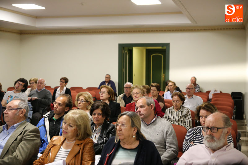 Encuentro literario con el escritor cubano Reynaldo Lugo Mendoza