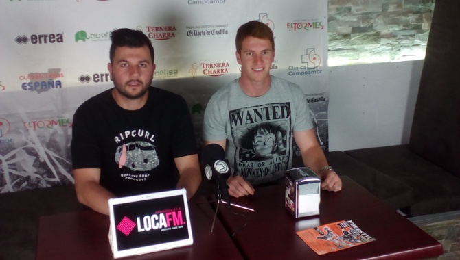 Astu y Peli, en rueda de prensa