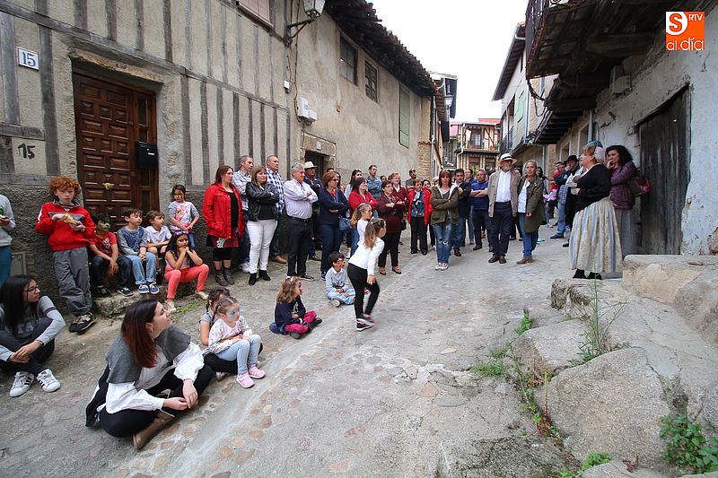 La ruta de leyendas de Cateja Teatro llevó el teatro a la calle.