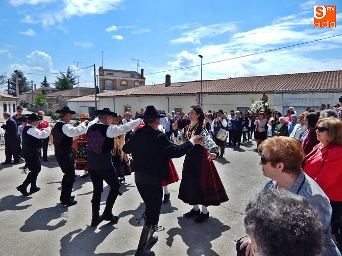 La Virgen de la Paz ha recorrido Torresmenudas este Lunes de Aguas