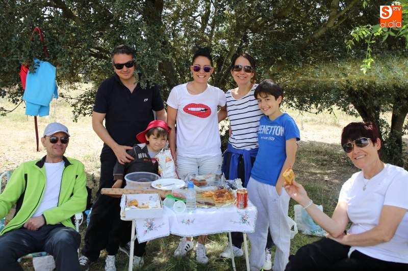 Valcuevo, punto de encuentro para centenares de salmantinos