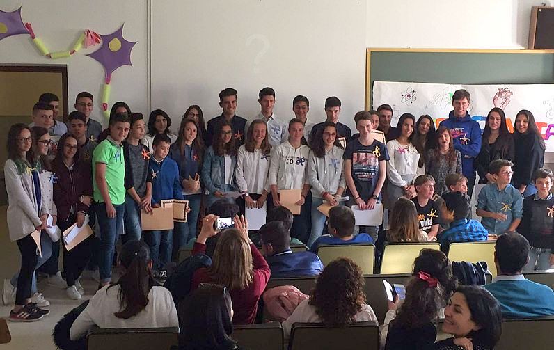 Grupo de alumnos participantes en Conferenciencia