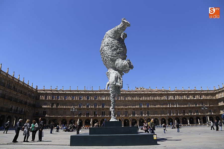Elefante de bronce, una de las obra estrella de la exposición de Barceló. Foto: Alejandro López