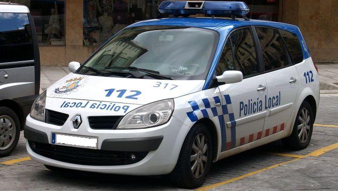 Agrede a clientes de una terraza y al dueño de un establecimiento de hostelería  