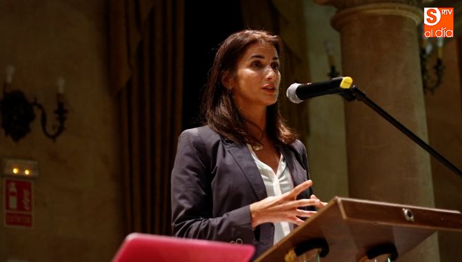La productora Macarena Rey, en el Casino. Foto: David Fernández