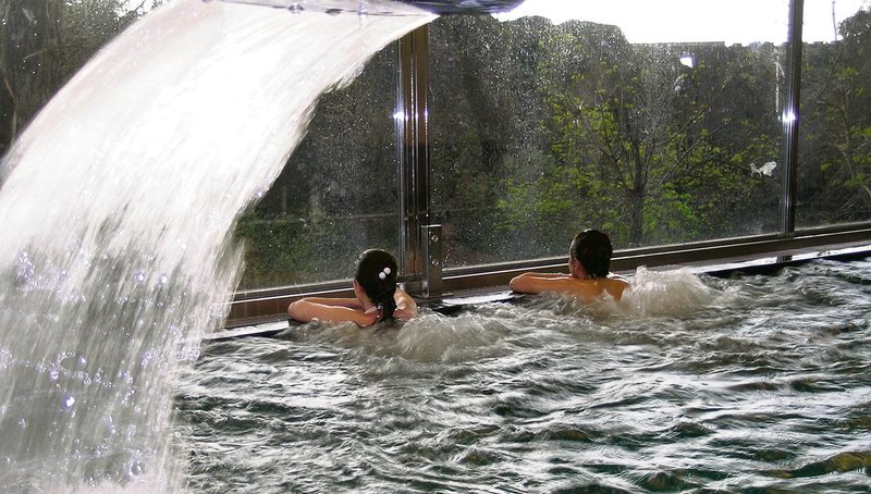 El Balneario de Retortillo ofrece diversas ofertas para cada momento del año