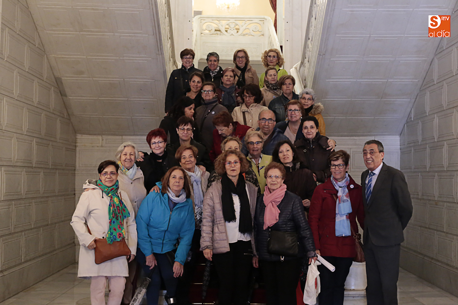 Lectura de un manifiesto en el Día Internacional de la Fibromialgia