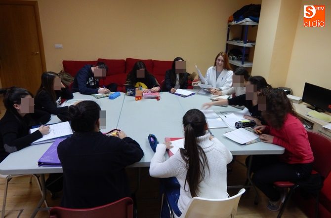 Terapia del hospital de día con una de las profesionales del equipo de USTA