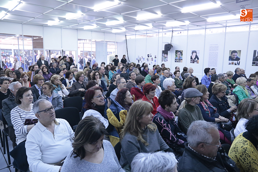 El homenaje a Gloria Fuertes generó gran expectación en la Feria del Libro / Foto de Alejandro López