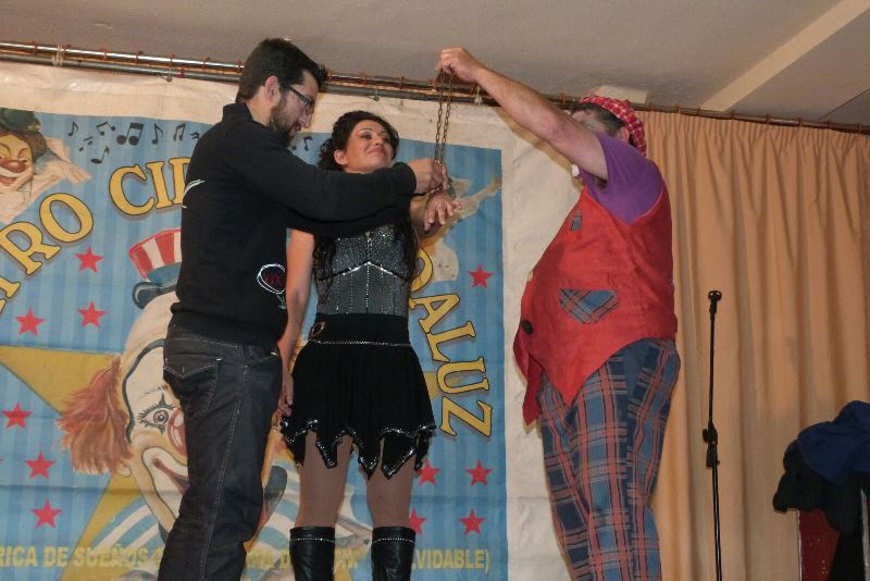 Varios vecinos han colaborado en los números