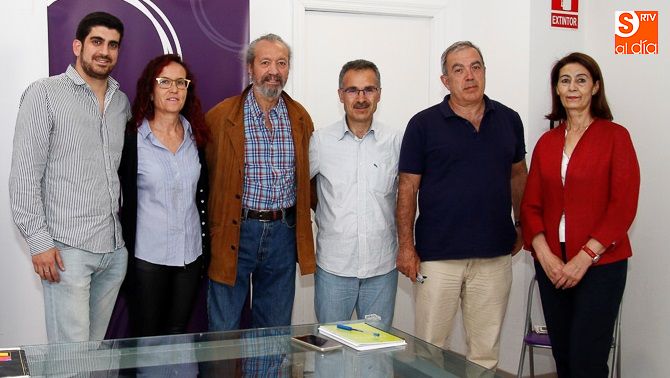 Nicanor Pastrana, en el centro, en la presentación de su candidatura en Salamanca