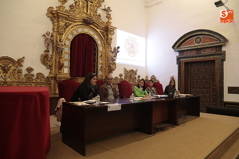 Jornada dedicada a la familia en el Aula Francisco Suárez de la Universidad Pontificia / Foto de Alejandro López