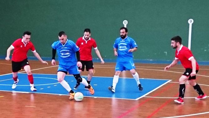 El Salón del Café y MH Health Care se meten en las semifinales en la Copa de Honor  