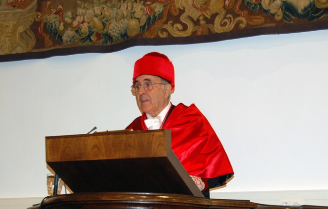 Luis Enrique de la Villa Gil