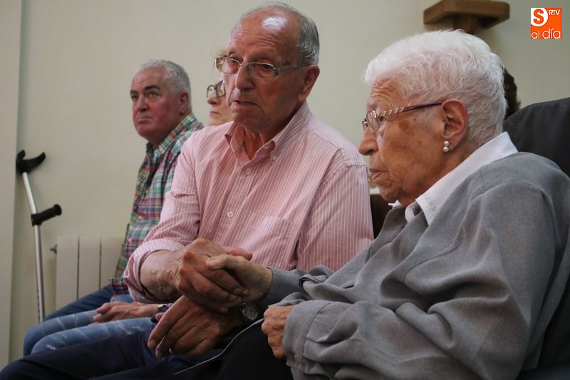 Carlos Reyes y Manuela Reyes, sesenta años casados