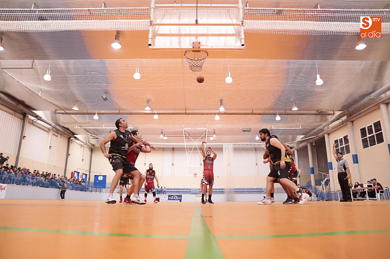 Momento de la final masculina celebrada en Villares de la Reina (Foto de Álex López)