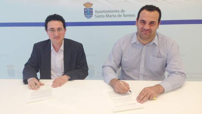 Roberto Bernal y David Mingo, en la firma del convenio de colaboración