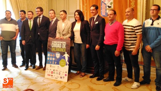 Un momento de la presentación del torneo de Fútbol Sala