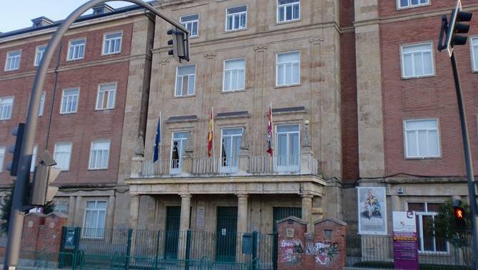 Fachada del CIFP Río Tormes de Salamanca