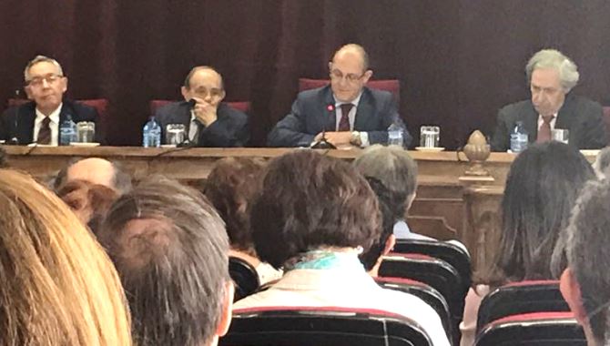 Homenaje al profesor Miguel Ángel Rodilla