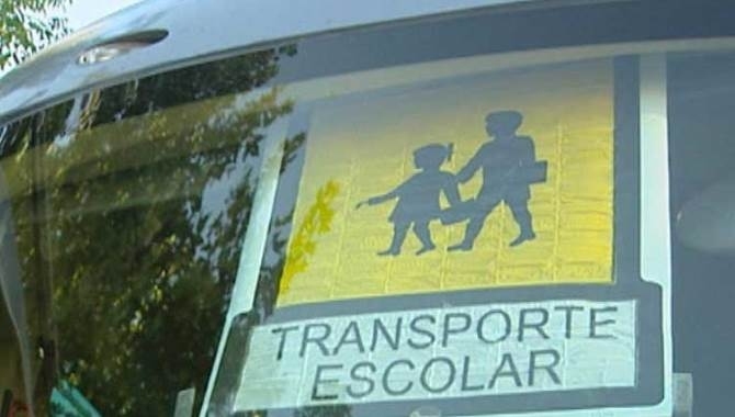 El reparto de rutas del transporte escolar ha generado un problema para la Junta