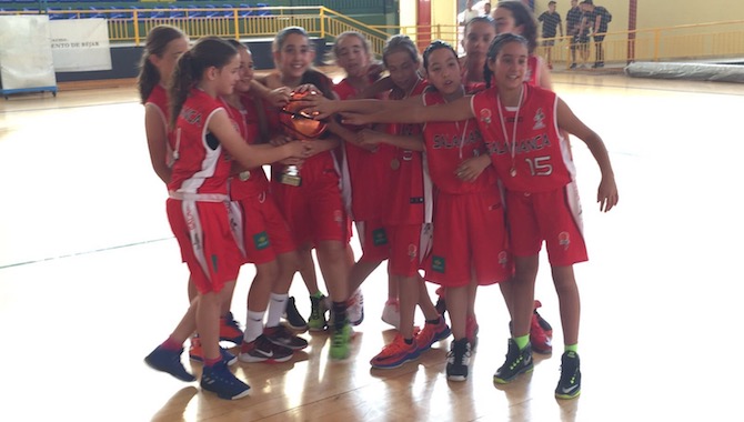Victoria de la selección femenina de baloncesto de Salamanca
