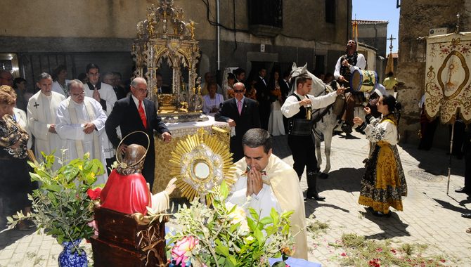 Procesión del Jueves de Corpus en Ledesma