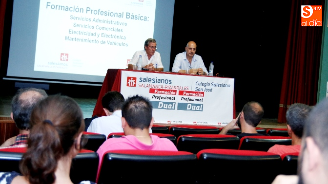 Jornada sobre la Formación Profesional Dual en el colegio Salesianos San José / Foto de David Fernández